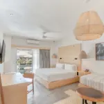 Bahia Hotel Beach-House Rooms
