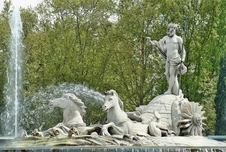 Fuente Neptuno, España