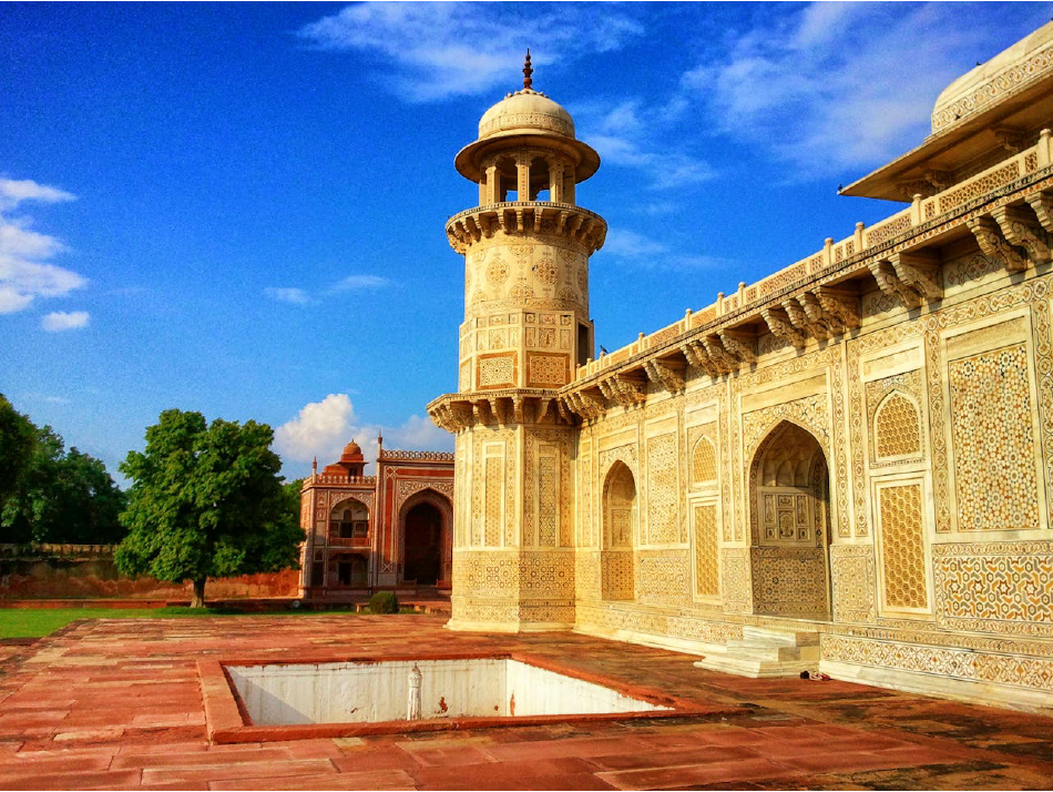 Itimad al –Daulah