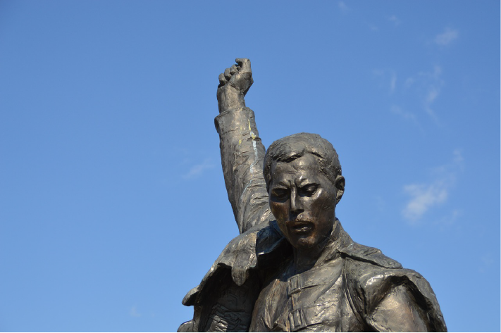 Estatua Freddie Mercury
