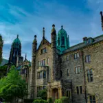 Universidad de Toronto, Canadá