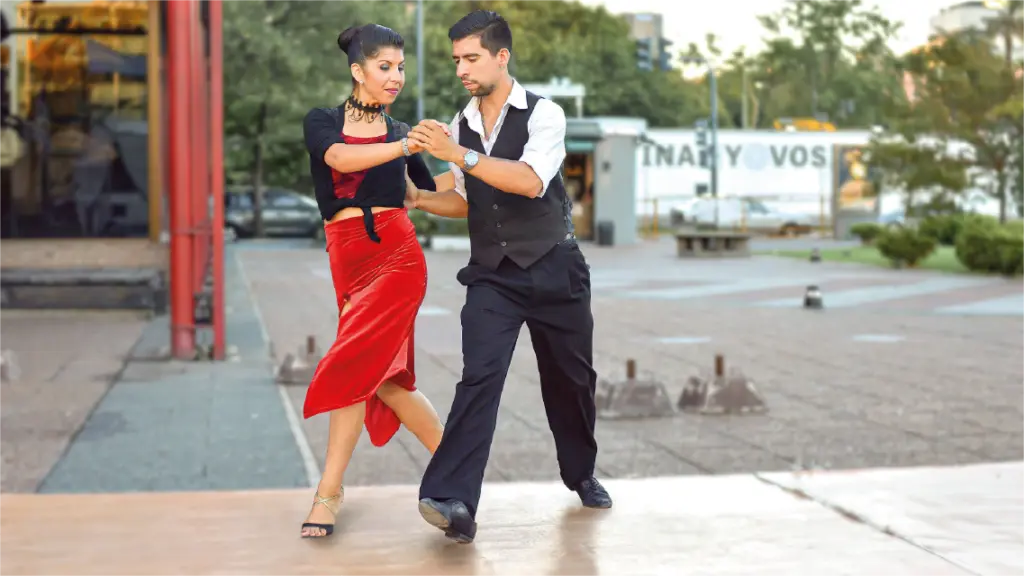 Buenos Aires + Tango