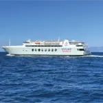 Ferry por el mar Egeo
